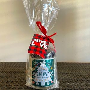 Bath & Body Works JOY Snickerdoodle Scented Candle